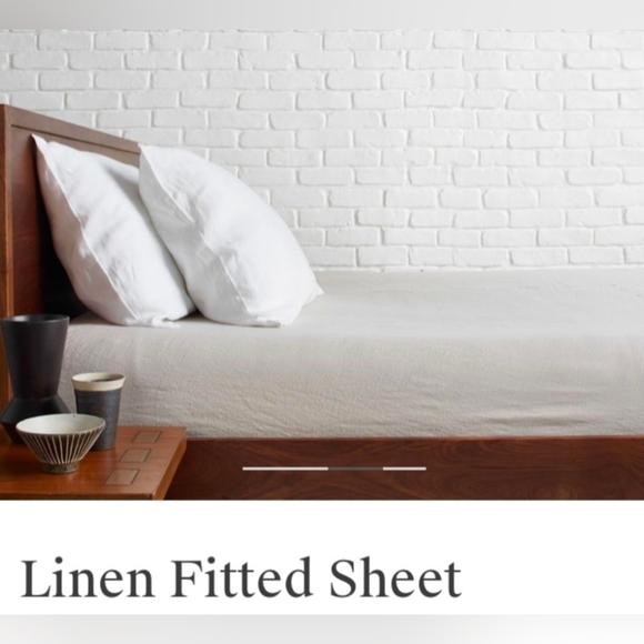 Parachute • Fitted 100% Linen Sheet in White | Cal King - Picture 1 of 8